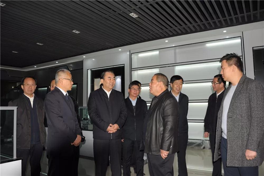 甘肃省委统战部部长马廷礼一行莅临兰州新区“BG视讯三厂项目”旅行考察